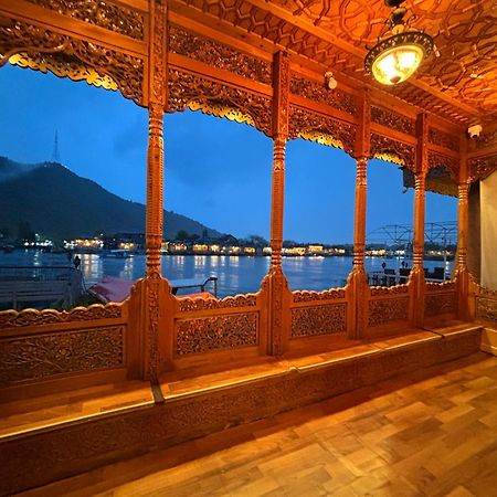 The Badyari Palace Houseboats Σριναγκάρ Εξωτερικό φωτογραφία