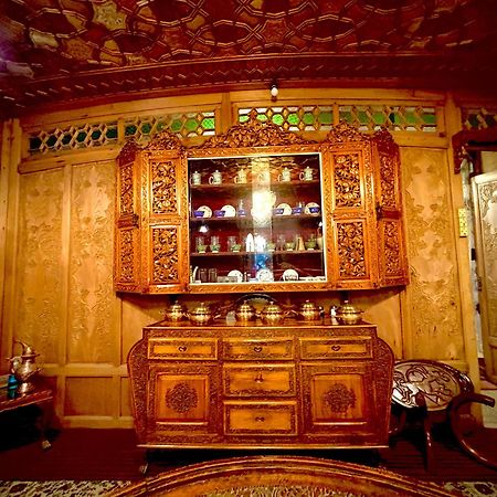 The Badyari Palace Houseboats Σριναγκάρ Εξωτερικό φωτογραφία
